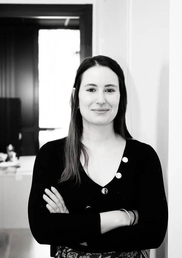 Portrait photographique de Pauline Plancq - Avocate en droit des affaires